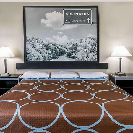 Super 8 By Wyndham Arlington Near At&T Stadium Extérieur photo