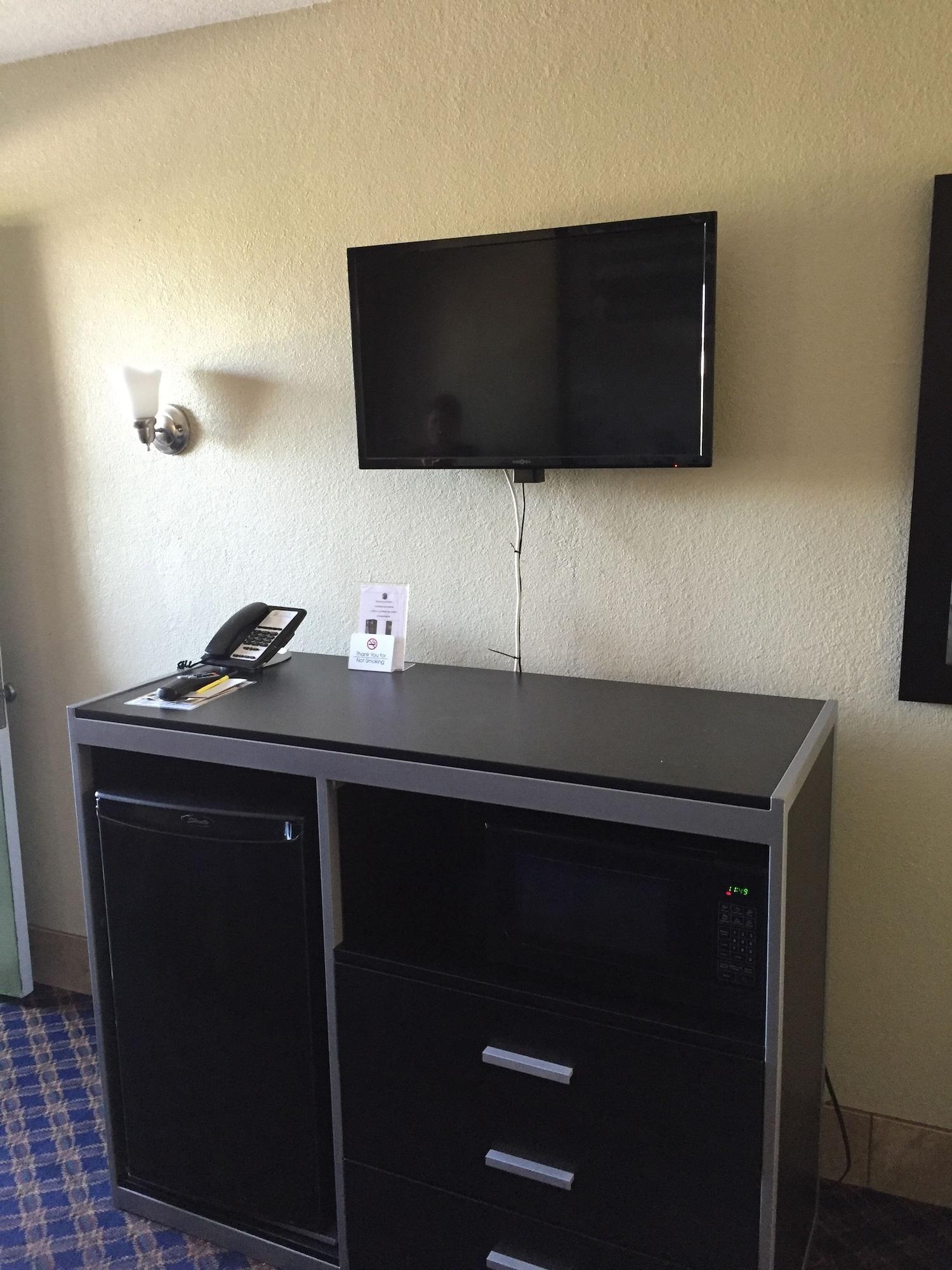 Super 8 By Wyndham Arlington Near At&T Stadium Extérieur photo